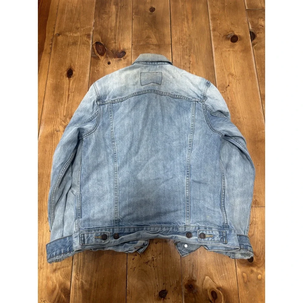 Levi's Men's Small Light Wash Blue Denim Trucker Jacket Classic Button Front
